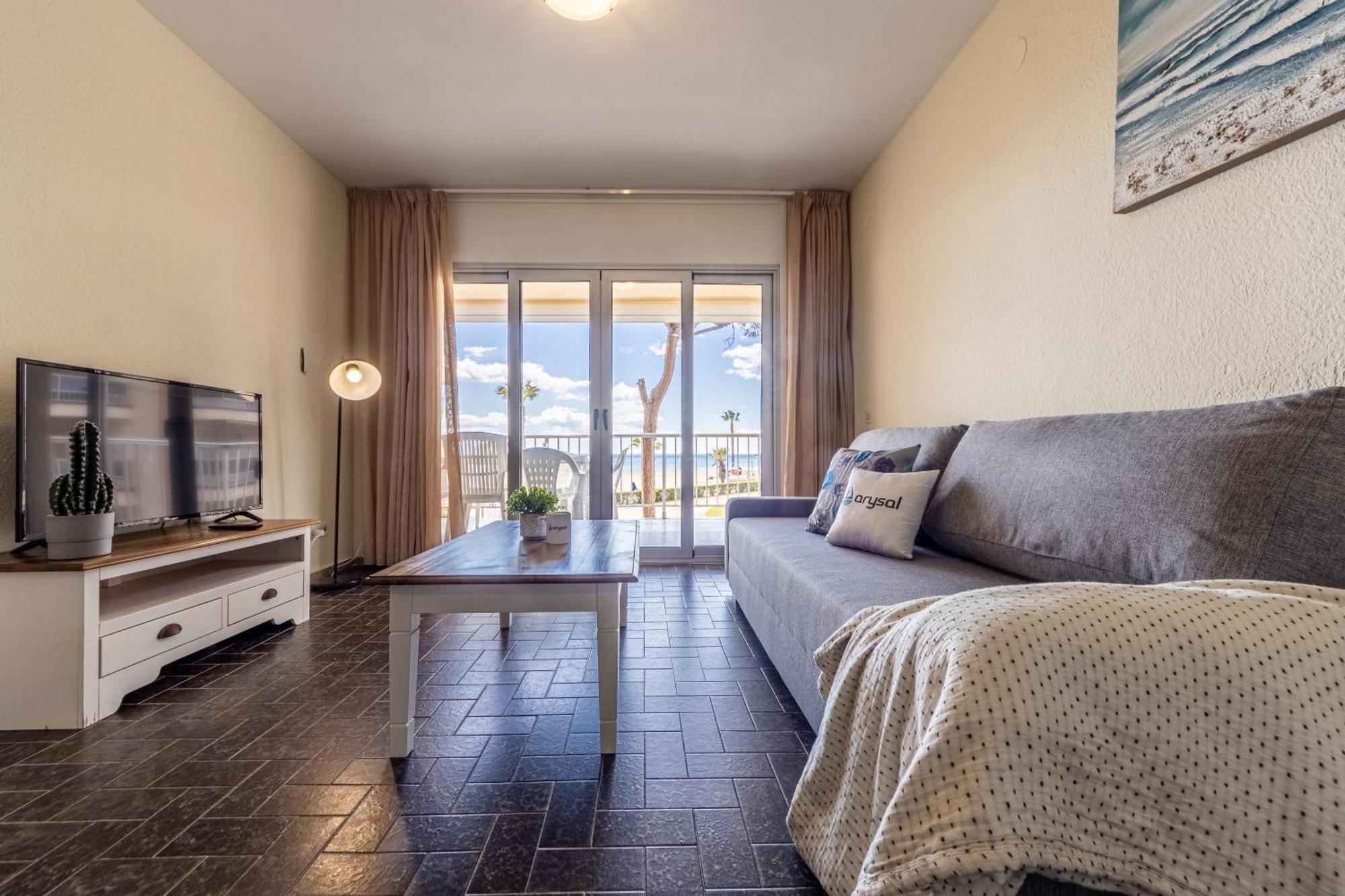 Apartamentos Dms V Arysal กัมบริลส์ ภายนอก รูปภาพ